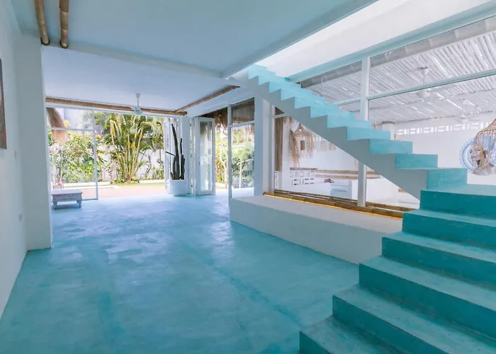 Guru Art Hotel