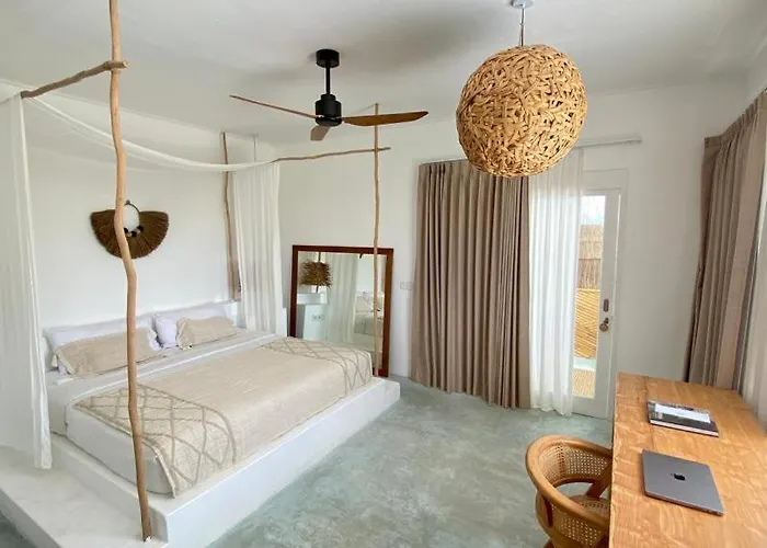 Guru Art Hotel 4*